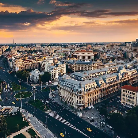 Апартаменти In The Heart Of The City! *